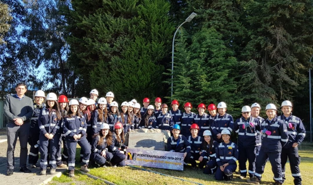 Estudiantes de Ing. Civil Metalúrgica realizaron «Gira de Estudios Centenario»