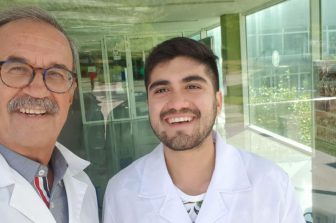 Alumno obtendrá doble titulación con U. de Santiago de Compostela