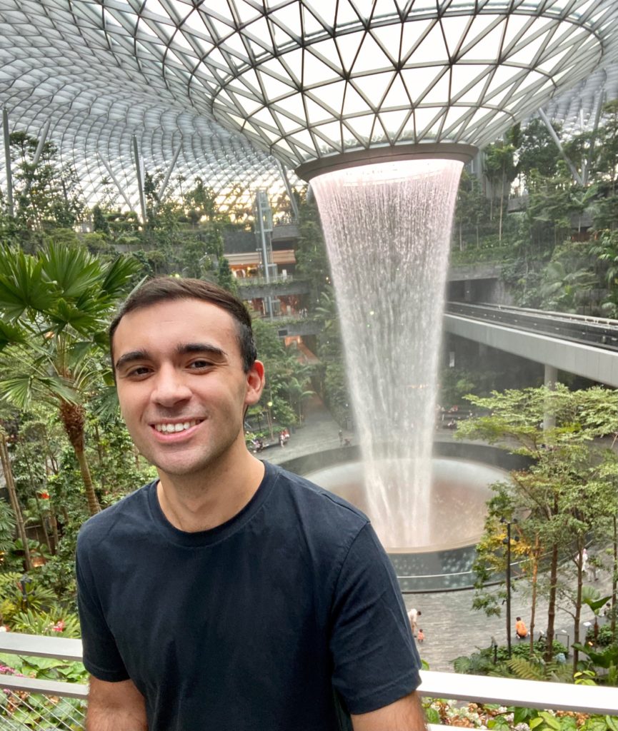 Alumno del DII realiza práctica y memoria de título en la República de Singapur