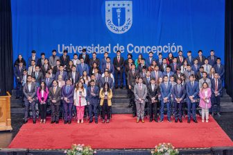 Ingeniería Civil, Aeroespacial y Mecánica celebran a una nueva generación de egresados y egresadas