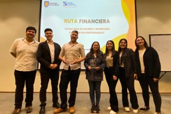 Charla de gestión financiera para futuros egresados convocó a más de 100 alumnos FI