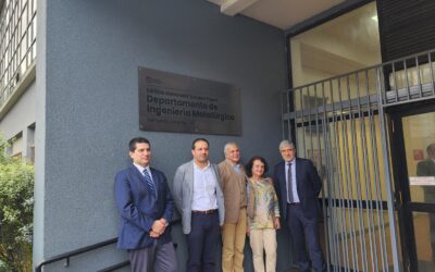 Emotiva ceremonia oficializa el cambio de nombre del edificio del Departamento de Ingeniería Metalúrgica a Alexander Sutulov P. y el auditorio Dr. Fernando Concha A.