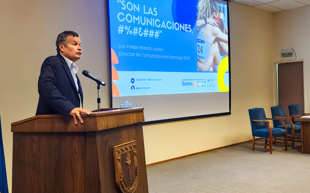 Felipe Bianchi impartió charla sobre la relevancia de las comunicaciones en Santiago 2023