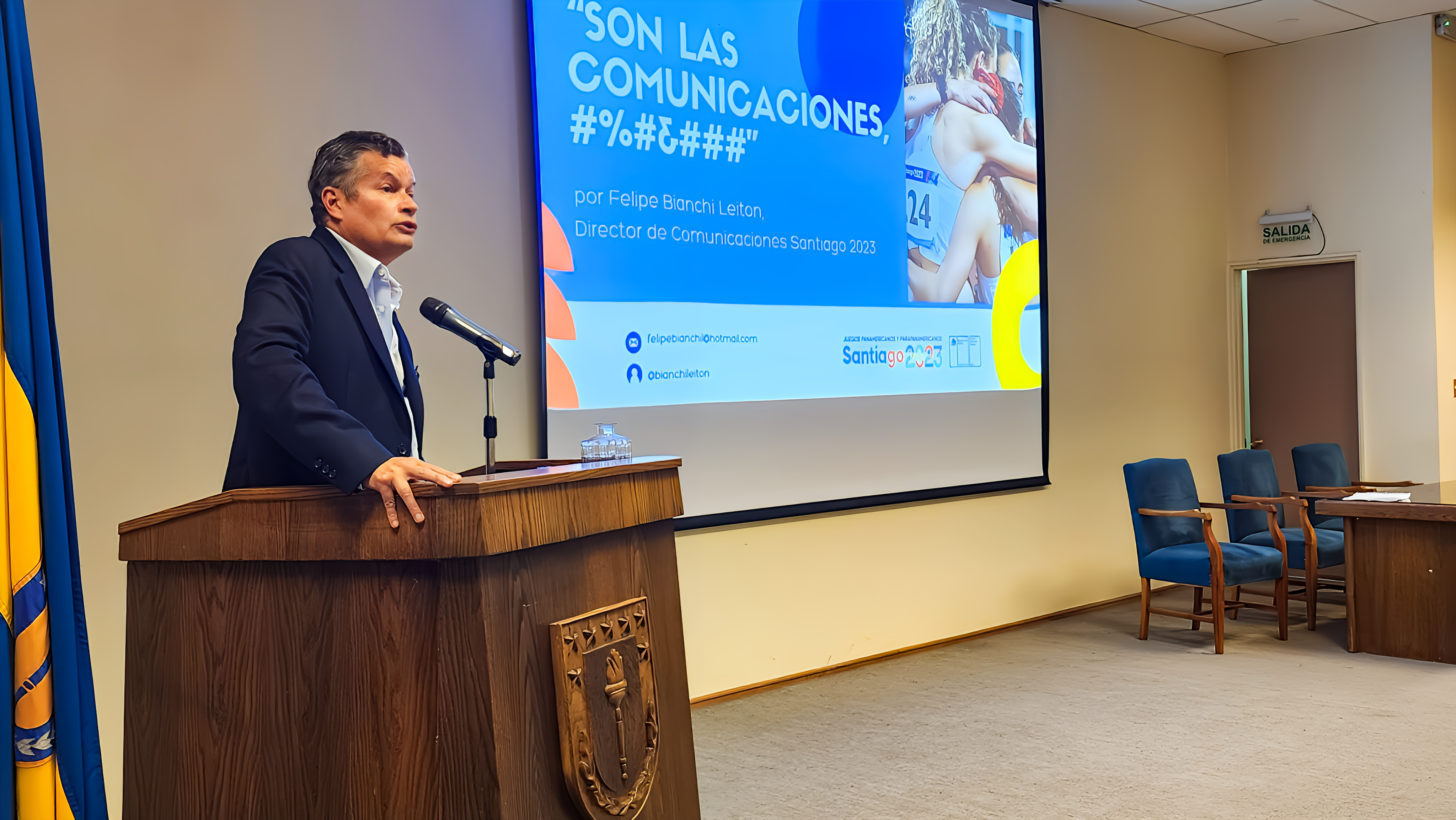 Felipe Bianchi impartió charla sobre la relevancia de las comunicaciones en Santiago 2023