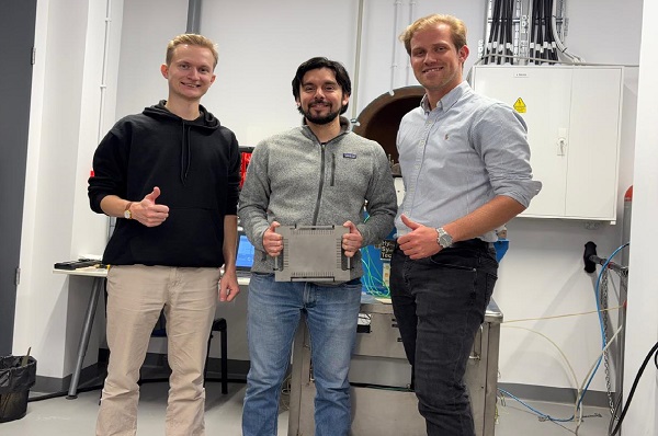 Viaje tecnológico a Varsovia: estudiante del Doctorado en Energías UdeC busca implementar innovador dispositivo para producir electricidad en Chile