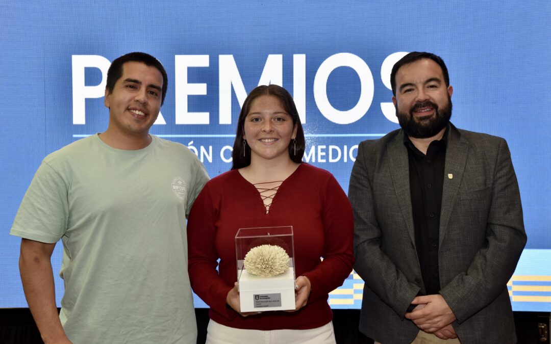 Juegos de Ingeniería UdeC recibió el Premio de Vinculación con el Medio 2025 de la VRIM