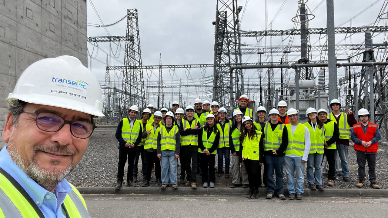 Departamento de Ingeniería Eléctrica y PES UdeC del IEEE organizaron recorrido a Subestación Eléctrica de Transelec