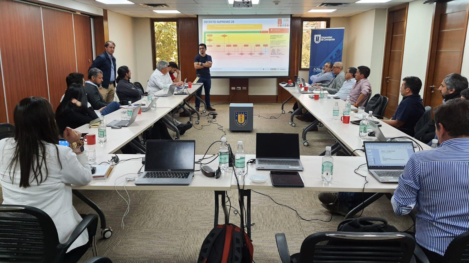 IIT UdeC lidera diagnóstico tecnológico para apoyar el cumplimiento de nuevas normas ambientales en fundiciones de cobre