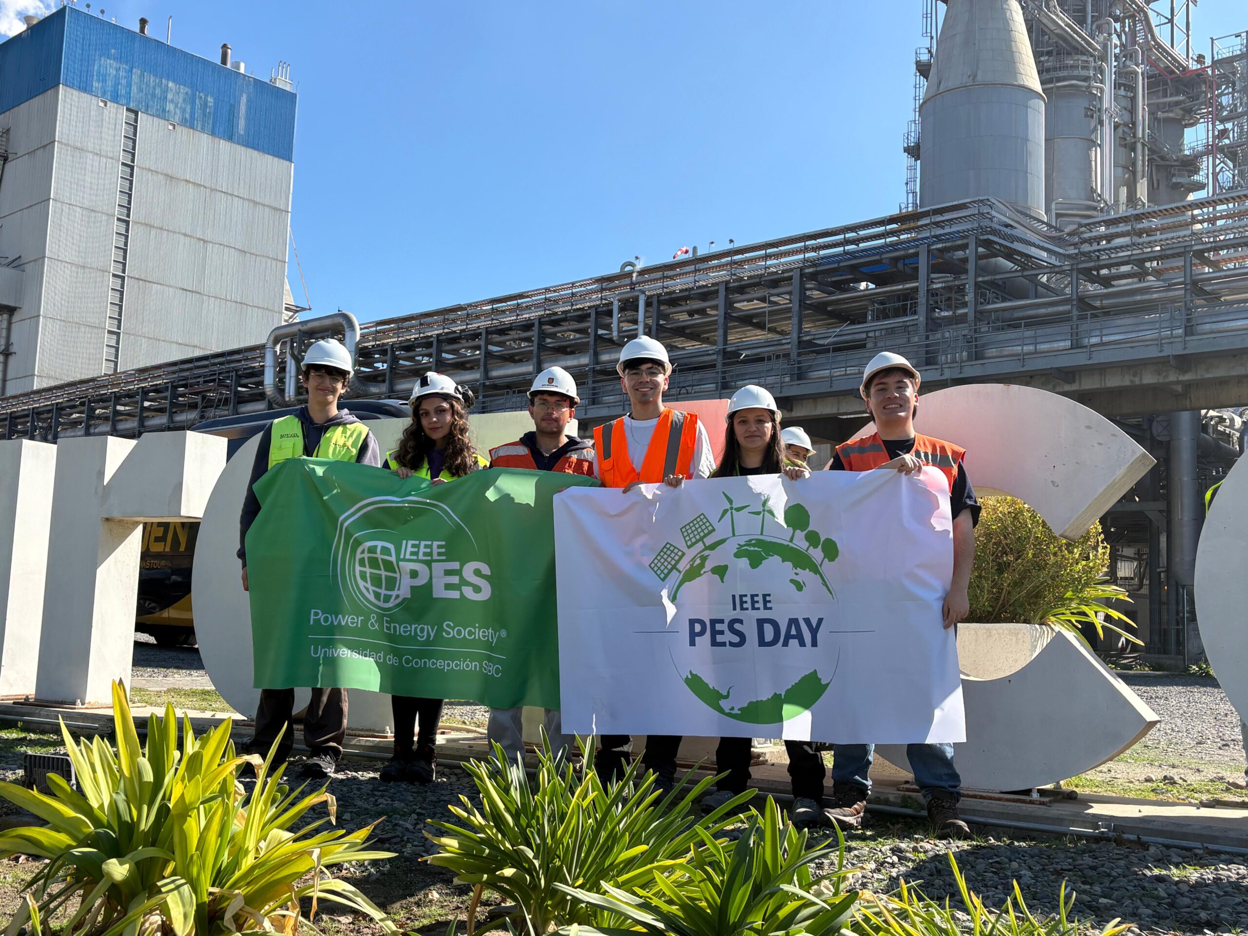 Ingeniería UdeC fortalece vínculo con la industria en congreso nacional de energía