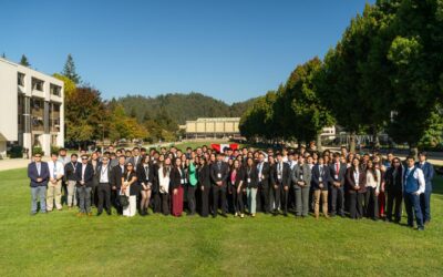 Una instancia de conversación que vincula a estudiantes con la industria en el SEMIN 2026