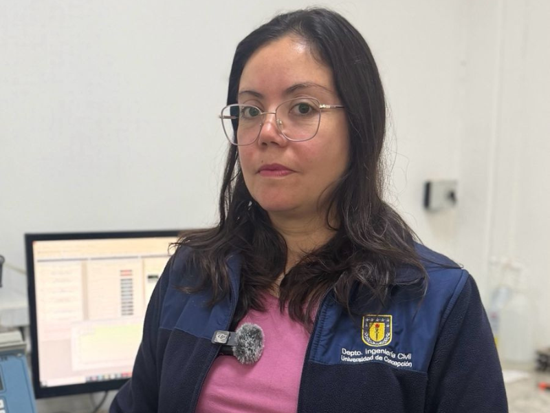 Una app para analizar suelos desde el smartphone: Prof. Daniella Escribano adjudica FONDEF IT 2026