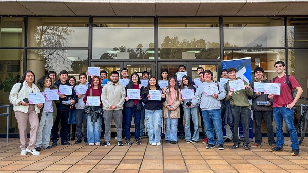 Estudiantes fortalecieron sus conocimientos en curso de prototipado de Gearbox UdeC