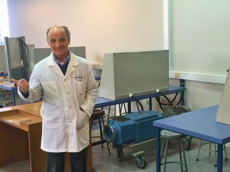 Dr. Aníbal Valenzuela